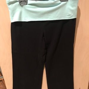 Short, black and blue yoga pants